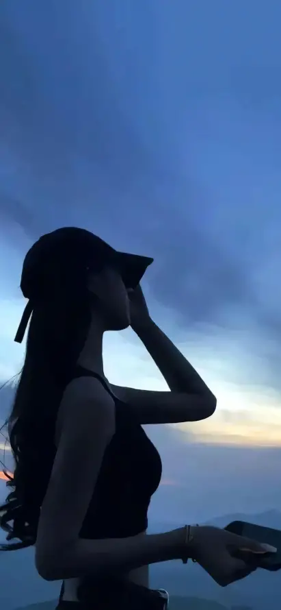 日韩国产亚洲欧美中国v_亚洲成aⅴ人片_一本无码av中文出轨人妻