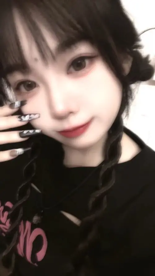 日韩国产亚洲欧美中国v_亚洲成aⅴ人片_一本无码av中文出轨人妻